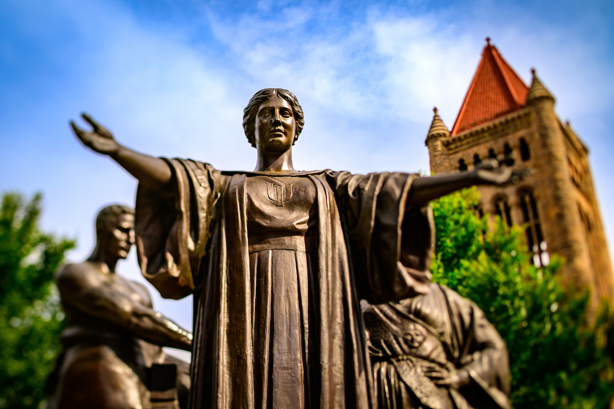 Alma Mater statue on the University of Illinois campus